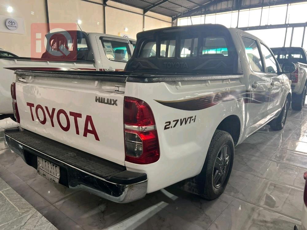 تويوتا هايلوكس